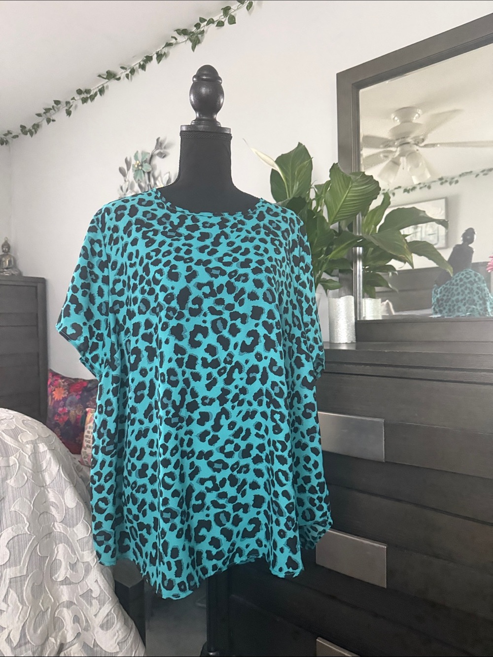 torrid Teal and Black Leopard Print Short Sleeve Blouse